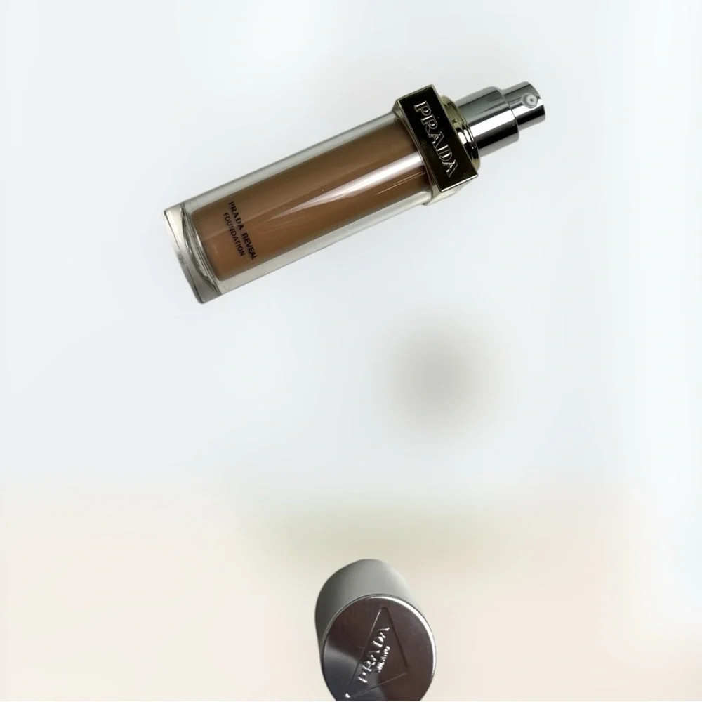 ✨ Prada Reveal Skin Optimizing Foundation | Shade MC50 (Cool Medium) ✨